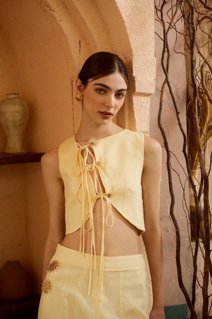 YASEMIN CROP TOP ราคา 4,150 บาท*ส่งฟรี