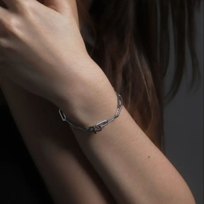 Lumé Link Bracelet | Kiera Selbe Brand ราคา 990 บาท*ส่งฟรี