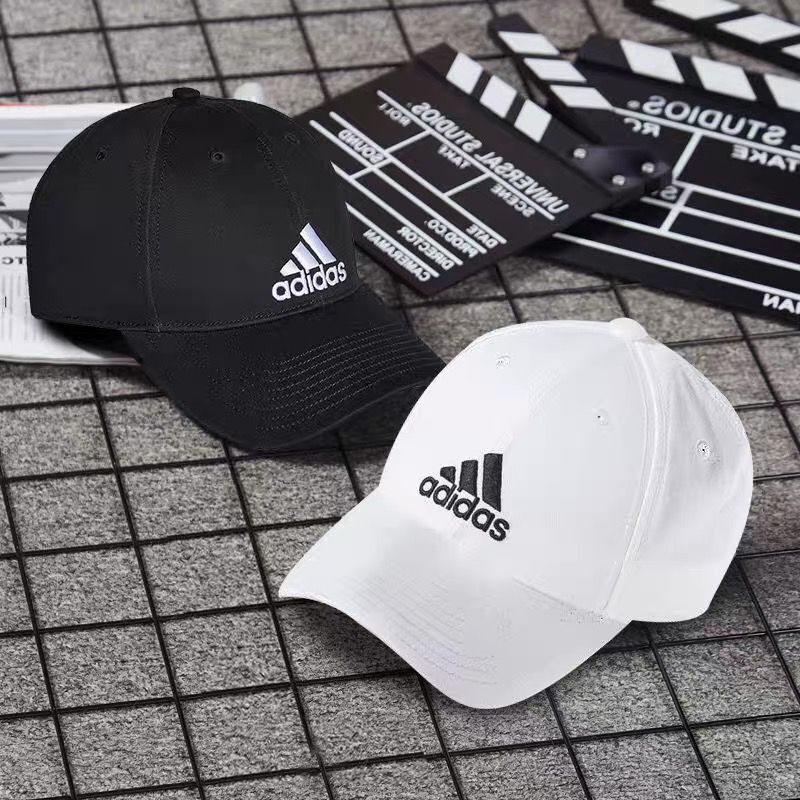 อาดิดาส หมวกแฟชั่น หมวกผ้าฝ้าย สีทึบหมวกเบสบอลหมวกกลางแจ้งหมวกบังแดด Adidas Unisex Hat