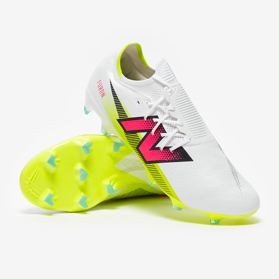 รองเท้าฟุตบอล New Balance Furon V7+ Pro FG ราคา 15,000 บาท*ส่งฟรี