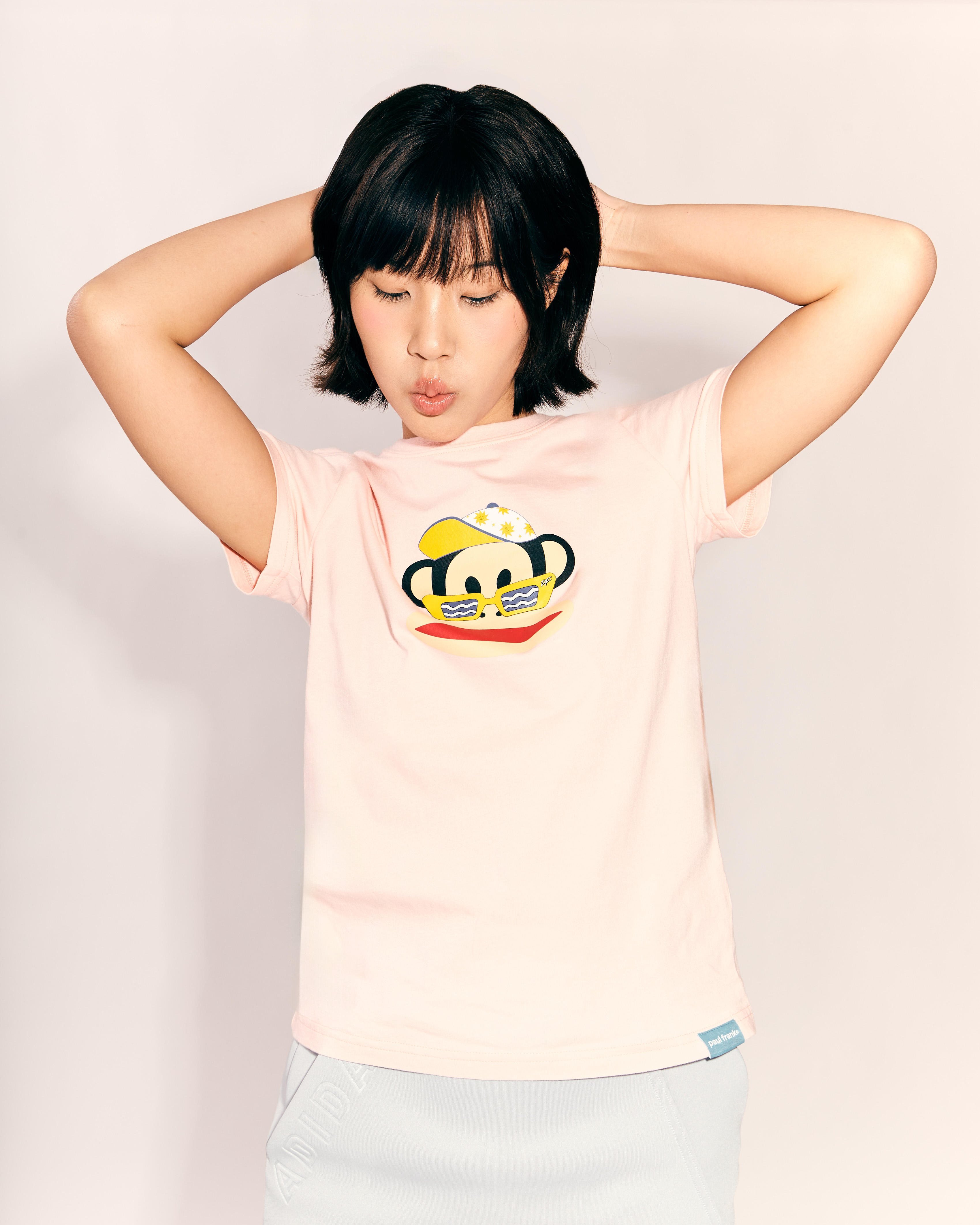 PAUL FRANK เสื้อยืดผู้หญิง JULIUS BON VOYAGE SS TEE ราคา 646 บาท*ส่งฟรี