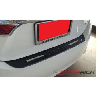SA กันรอยประตูหลัง กันรอยท้าย (สีดำ) (Rear Bumper) / Toyota Altis 2014 SA กันรอยประตูหลัง กันรอยท้าย (สีดำ) (Rear Bumper) / Toyota Altis 2014