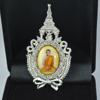 Pearl Jewelry เข็มกลัดในหลวง PK14 ทรงผนวช สีเหลือง งานช่างไทย Pearl Jewelry เข็มกลัดในหลวง PK14 ทรงผนวช สีเหลือง งานช่างไทย
