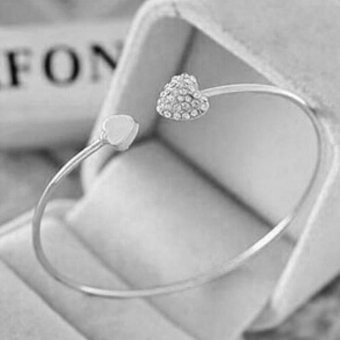 สร้อยข้อมือแฟชั่นกำไลพลาสติกใสหัวใจรักร้อนพลอยเครื่องประดับเงิน สร้อยข้อมือแฟชั่นกำไลพลาสติกใสหัวใจรักร้อนพลอยเครื่องประดับเงิน