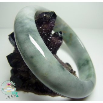 hindd กำไลข้อมือ.. หยก ขาว ม่วง เทา กิมบ่อเซี่ยง hindd กำไลข้อมือ.. หยก ขาว ม่วง เทา กิมบ่อเซี่ยง