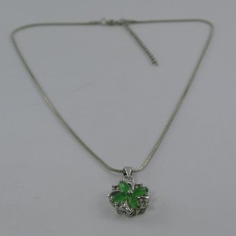 Pearl Jewelry สร้อยคอจี้ดอกไม้หยก JD10 Pearl Jewelry สร้อยคอจี้ดอกไม้หยก JD10
