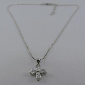 Pearl Jewelry สร้อยคอจี้เพชรดอกไม้ Y Pearl Jewelry สร้อยคอจี้เพชรดอกไม้ Y