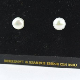Pearl Jewelry ต่างหูไข่มุกแท้ 8 มิล กลมขาวก้านเสียบ(White) Pearl Jewelry ต่างหูไข่มุกแท้ 8 มิล กลมขาวก้านเสียบ(White)