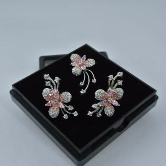 Pearl Jewelry ต่างหู และจี้ ชุดดอกไม้ งานเงินแท้ Pearl Jewelry ต่างหู และจี้ ชุดดอกไม้ งานเงินแท้