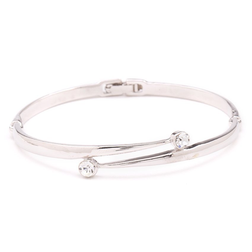 W-Jewelry กำไล ข้อมือประดับคริสตัล Austria รุ่น B0070 (สีเงินกึงทองคำขาว) W-Jewelry กำไล ข้อมือประดับคริสตัล Austria รุ่น B0070 (สีเงินกึงทองคำขาว)