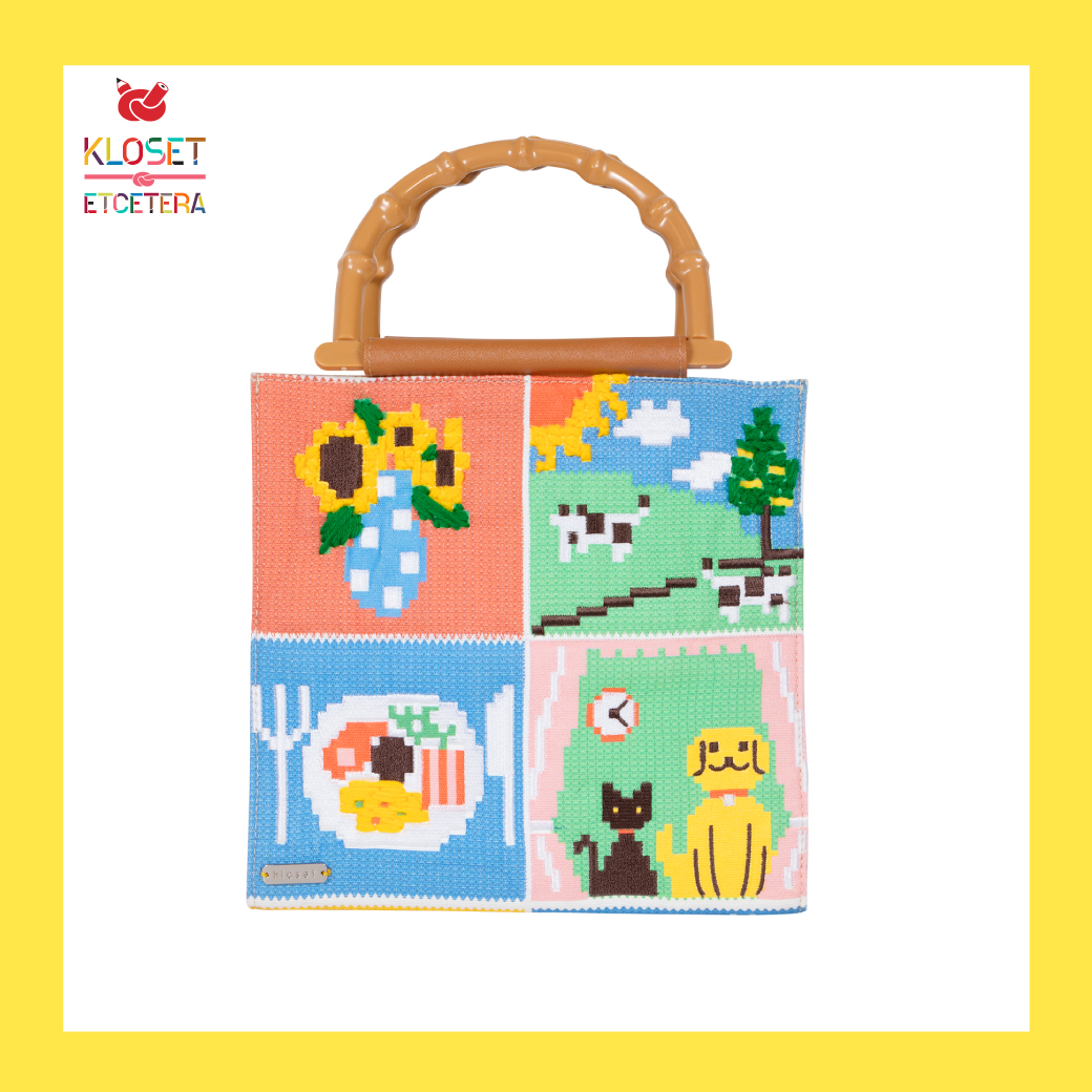 Kloset & Etcetera Granny Hobby Cross Stitch Bag กระเป๋าถือพิมพ์ลาย ทรงสี่เหลี่ยมขนาดใหญ่ ราคา 1,603 บาท*ส่งฟรี