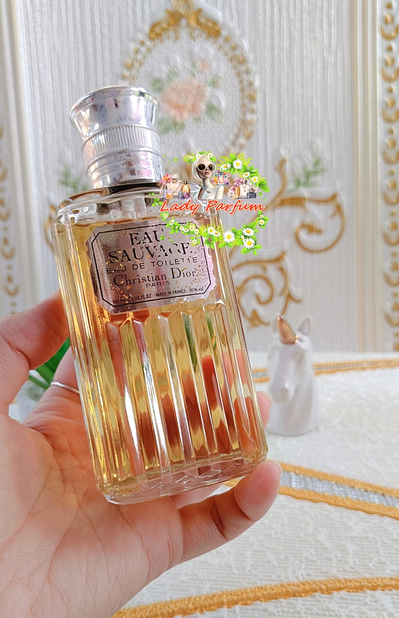 Eau Sauvage Pour Homme Eau De Toilette Rare Vintage 100 Ml. ( No Box ) ราคา 3,890 บาท*ส่งฟรี