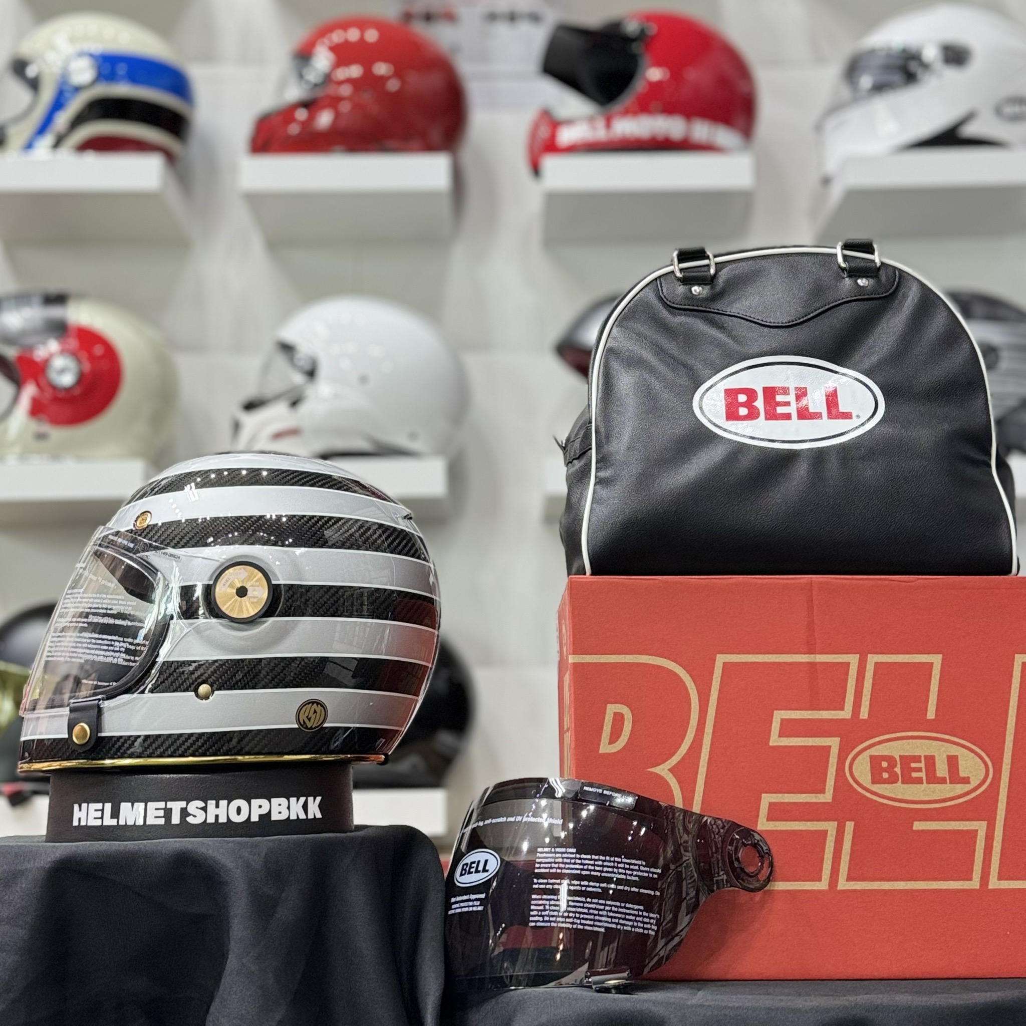 Full Face Helmet Classic Carbon New Bell Bullitt Carbon Gt Limited Rsd Temple Gloss Black Silver ราคา 23,900 บาท*ส่งฟรี