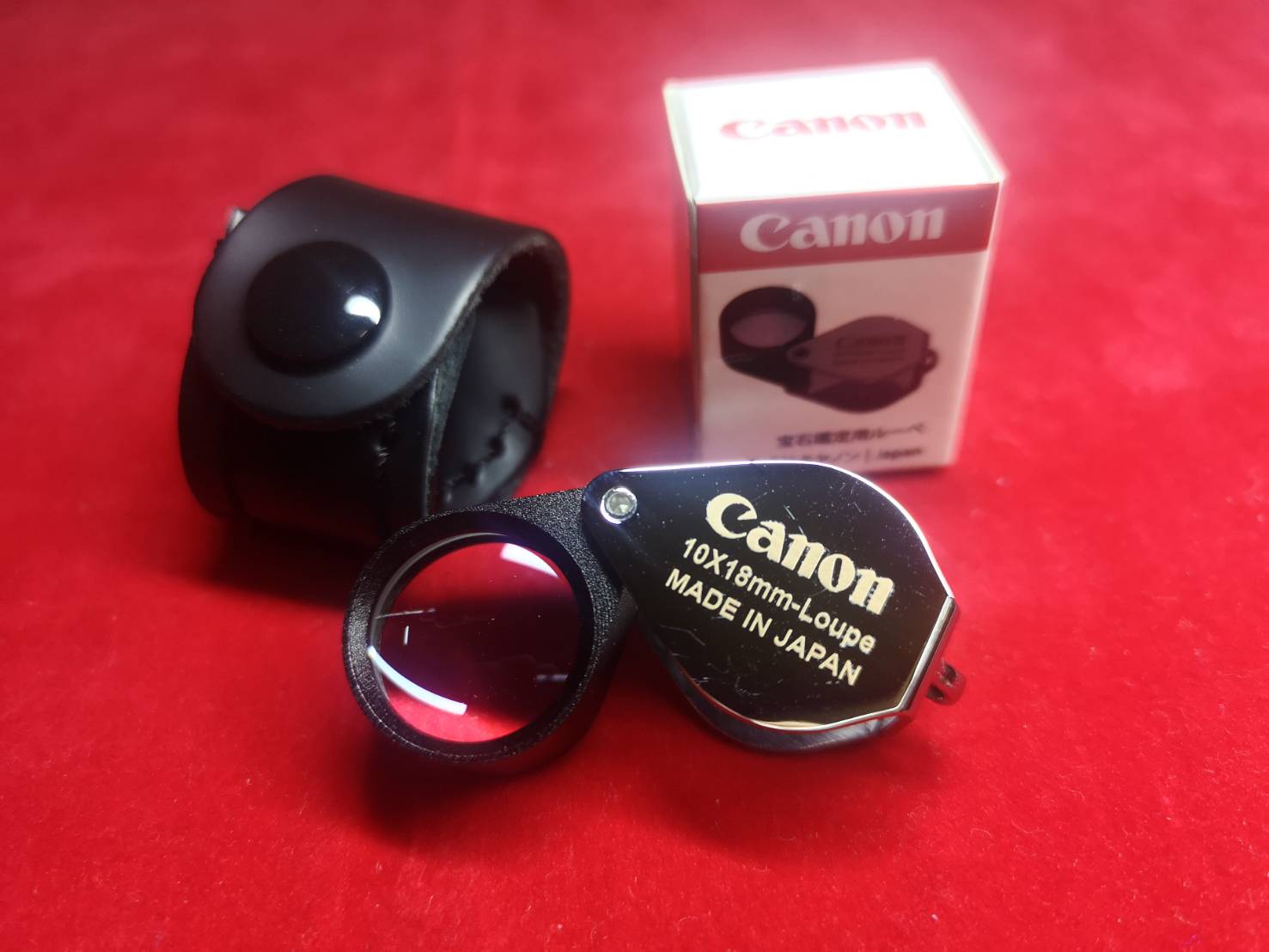 กล้องส่องพระ/ส่องเพรช Canon สีเงิน เลนส์แก้วสองชั้น 10x18mm แถมฟรีซองหนังวัวแท้ตรงรุ่น ราคา 380 บาท*ส่งฟรี