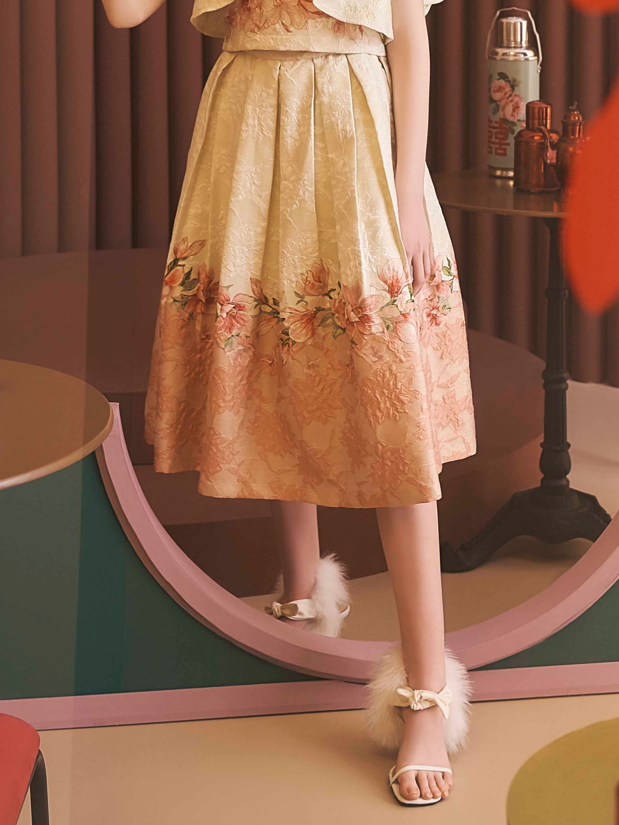 [PRE-ORDER 10-14วัน] iCONiC SHENGKAI SKIRT #4794 กระโปรง ผ้าไหม พิมพ์ลาย กระโปรงบาน กระโปรงแฟชั่น กระโปรงทำงาน กระโปรงออกงาน ราคา 6,901 บาท*ส่งฟรี