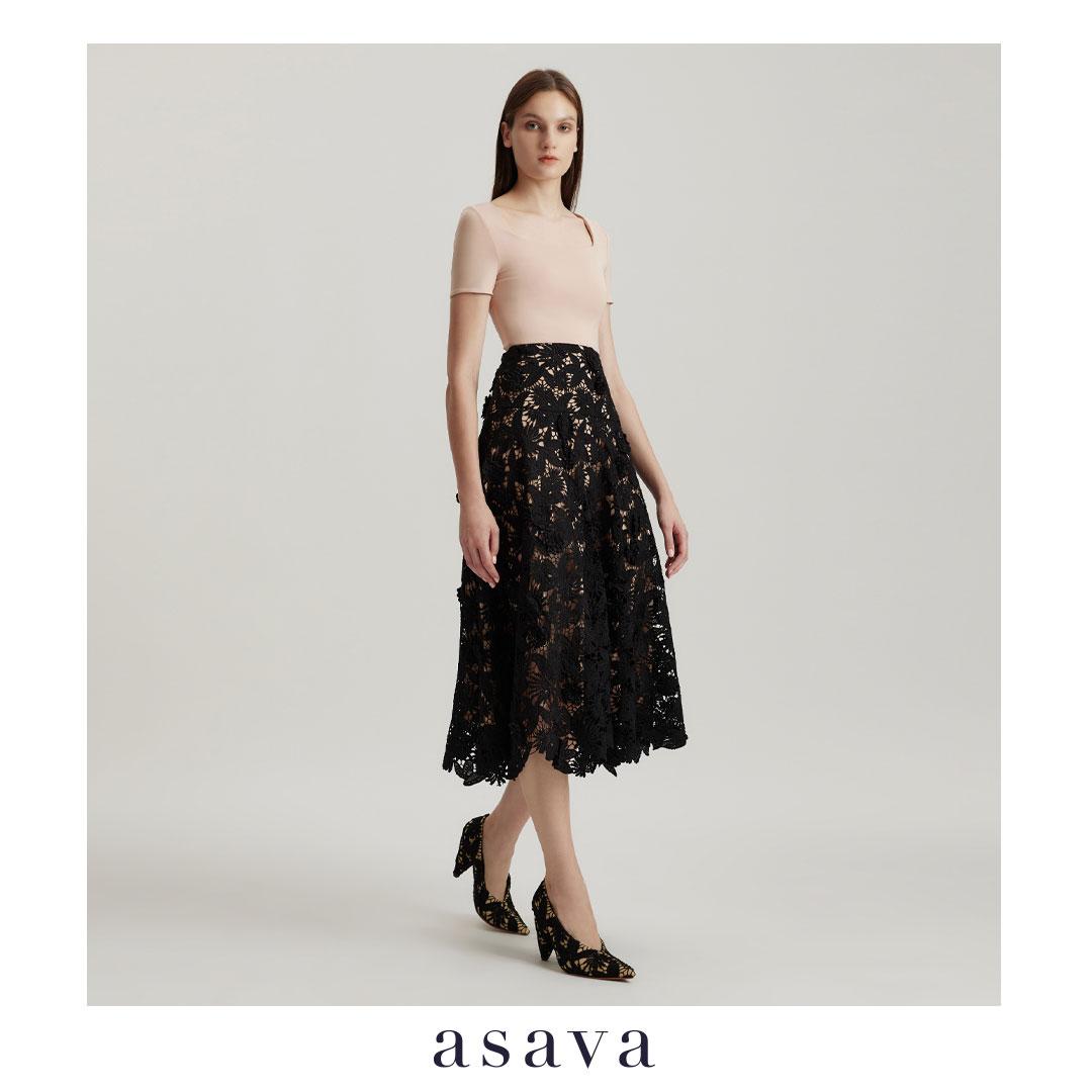 [asava aw24] Asava Fit-and-flare Dress เดรสผู้หญิง ทรงฟิตแอนด์แฟลร์ แขนสั้น ตะขอและซิปหลัง ราคา 24,000 บาท*ส่งฟรี