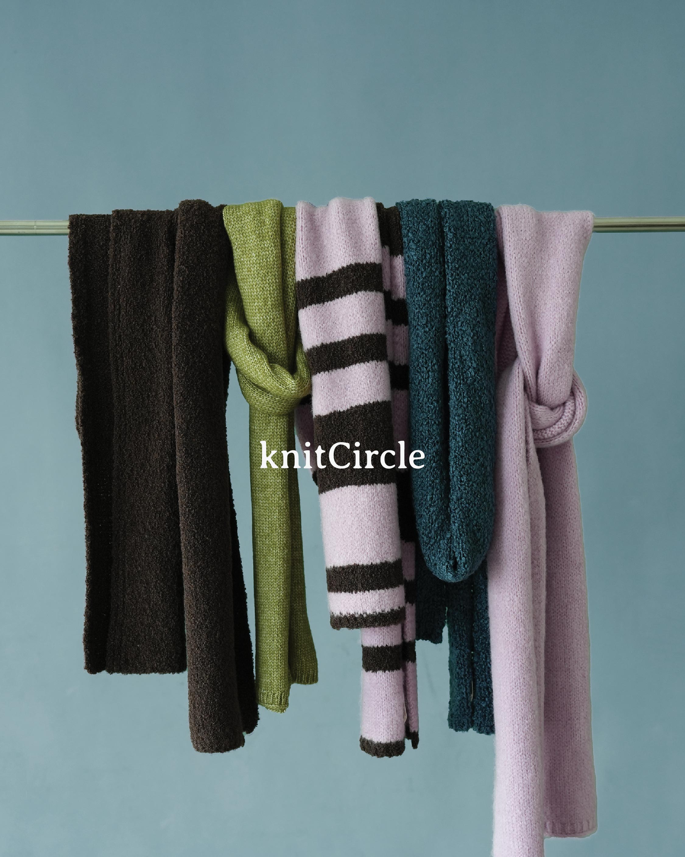 Knitcircle - Holiday Scarf ราคา 890 บาท*ส่งฟรี