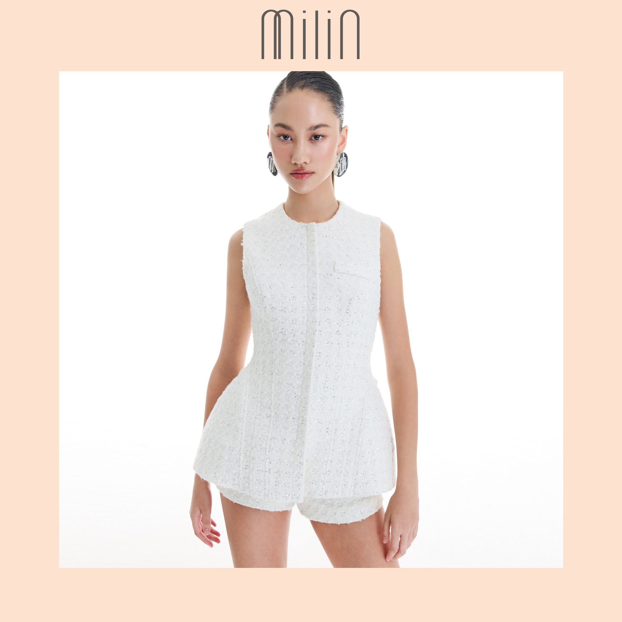 [MILIN] Corset tie-string detailing at the back Tailors Sleeveless Tweed Peplum Jacket เสื้อแจ็คเก็ตแขนกุดผ้าทวีดดีเทลสายผูกคอร์เซ็ทที่ด้านหลัง / Rue Jacket 47 ราคา 6,062 บาท*ส่งฟรี