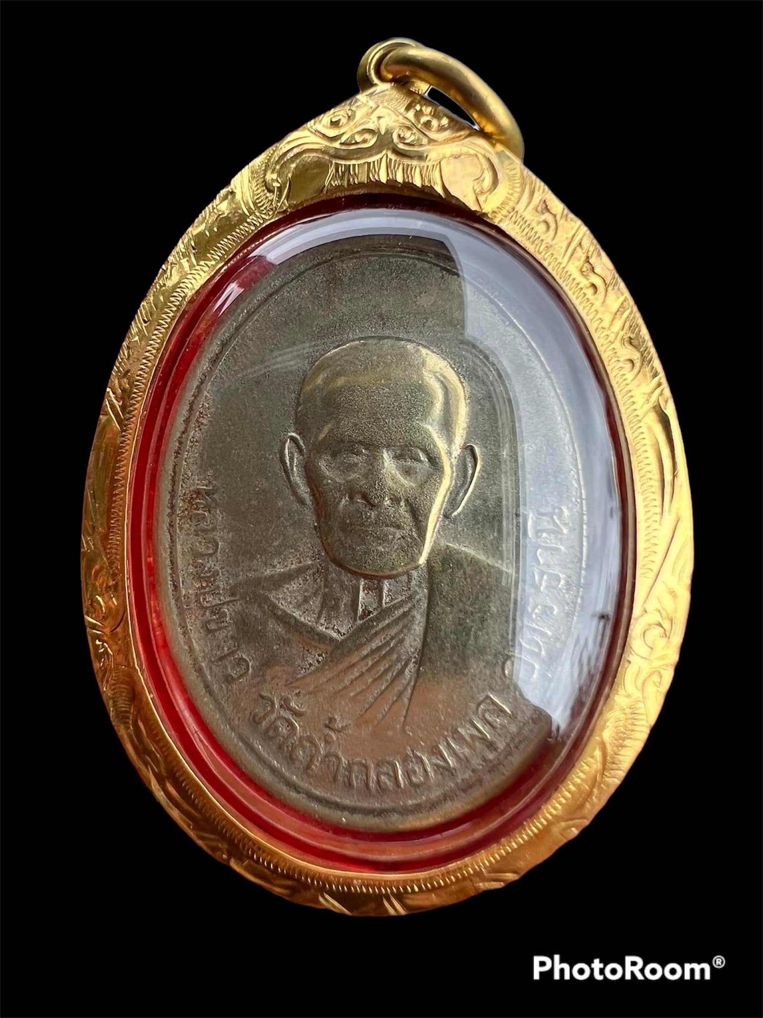 The First Edition of the Coin, Luang Phu Chao Anayalo, Wat Tambon Phet, Year 2509, Popular Block Coin, Covered in Thick, Genuine Gold. Only 500 Coins Were Produced. Very Beautiful and Rare. Authentic, Like the Buddha, Popular among People, Auspicious, Goo ราคา 16,579 บาท*ส่งฟรี