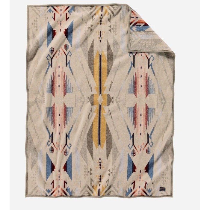 [ New Arrival ] Pendleton Jacquard Napped Throw ราคา 11,645 บาท*ส่งฟรี