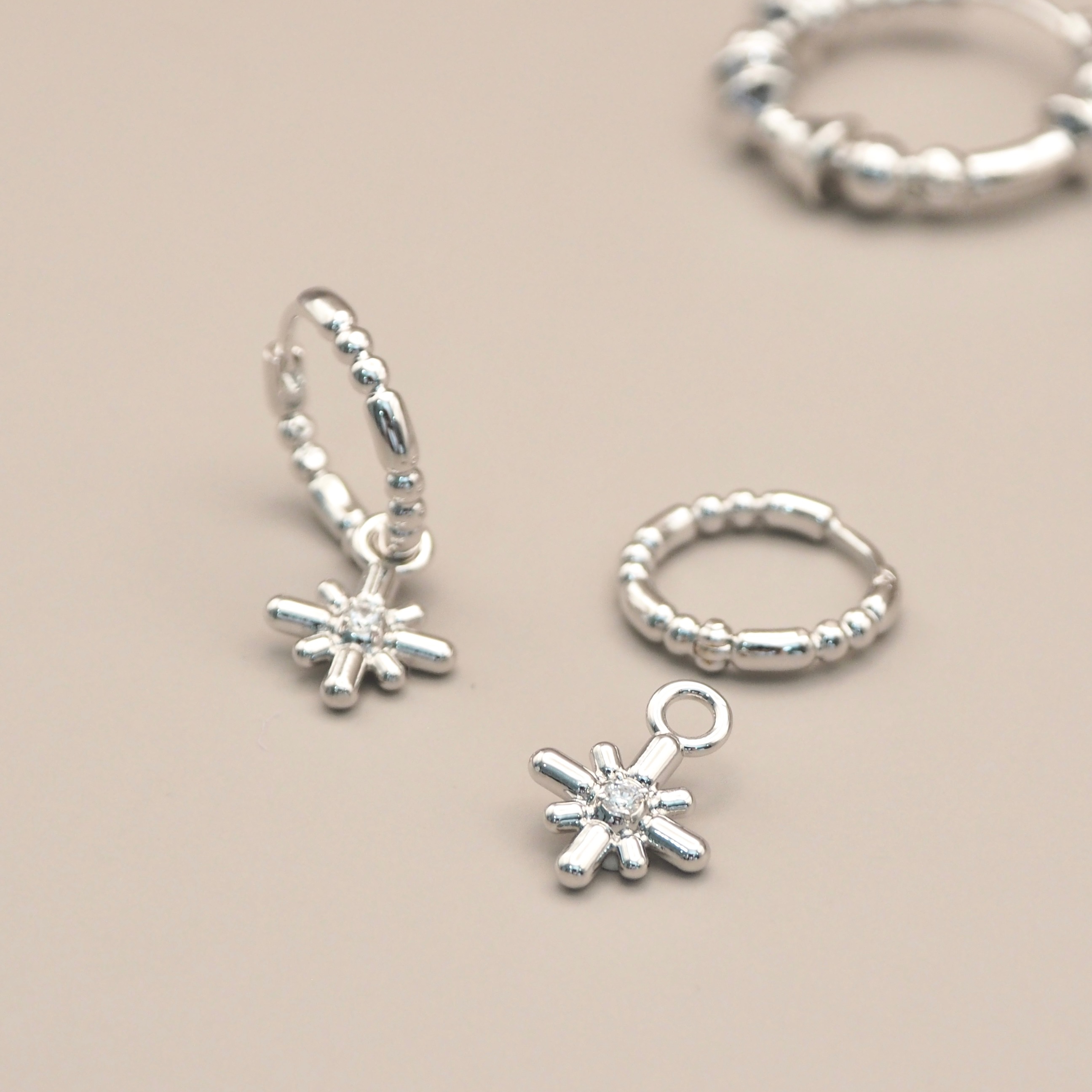 Lola Earring ราคา 690 บาท*ส่งฟรี