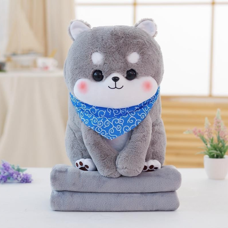หมอนผ้าห่มตุ๊กตาแมว 3-in-1 น่ารัก ใช้ได้หลายแบบ ทั้งหมอนกอด หมอนนอน และผ้าห่มพกพา เก็บง่ายไม่เกะกะ