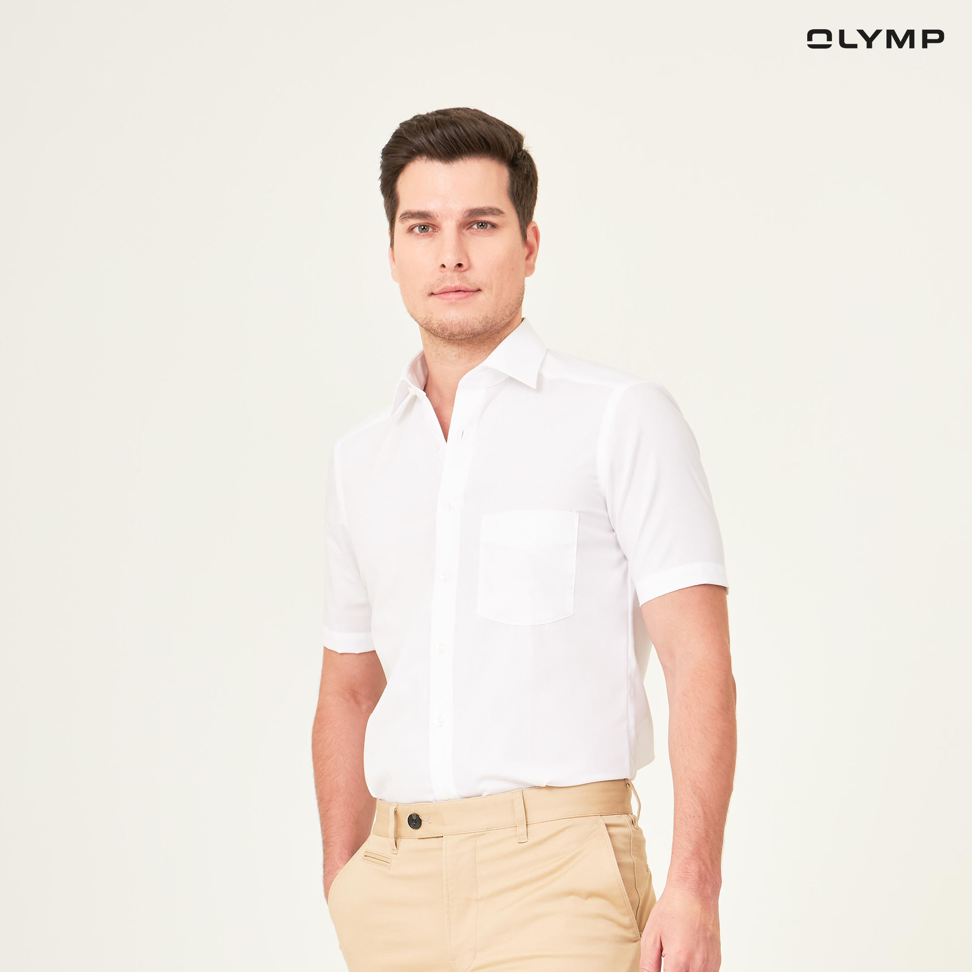 OLYMP LUXOR Shirt เสื้อเชิ้ตชาย แขนสั้นสีขาว ผ้าเรียบ ทรงหลวม ใส่สบาย รีดง่าย  NOSLUX - ยี่ห้อ OLYMP ราคา 890 บาท*ส่งฟรี