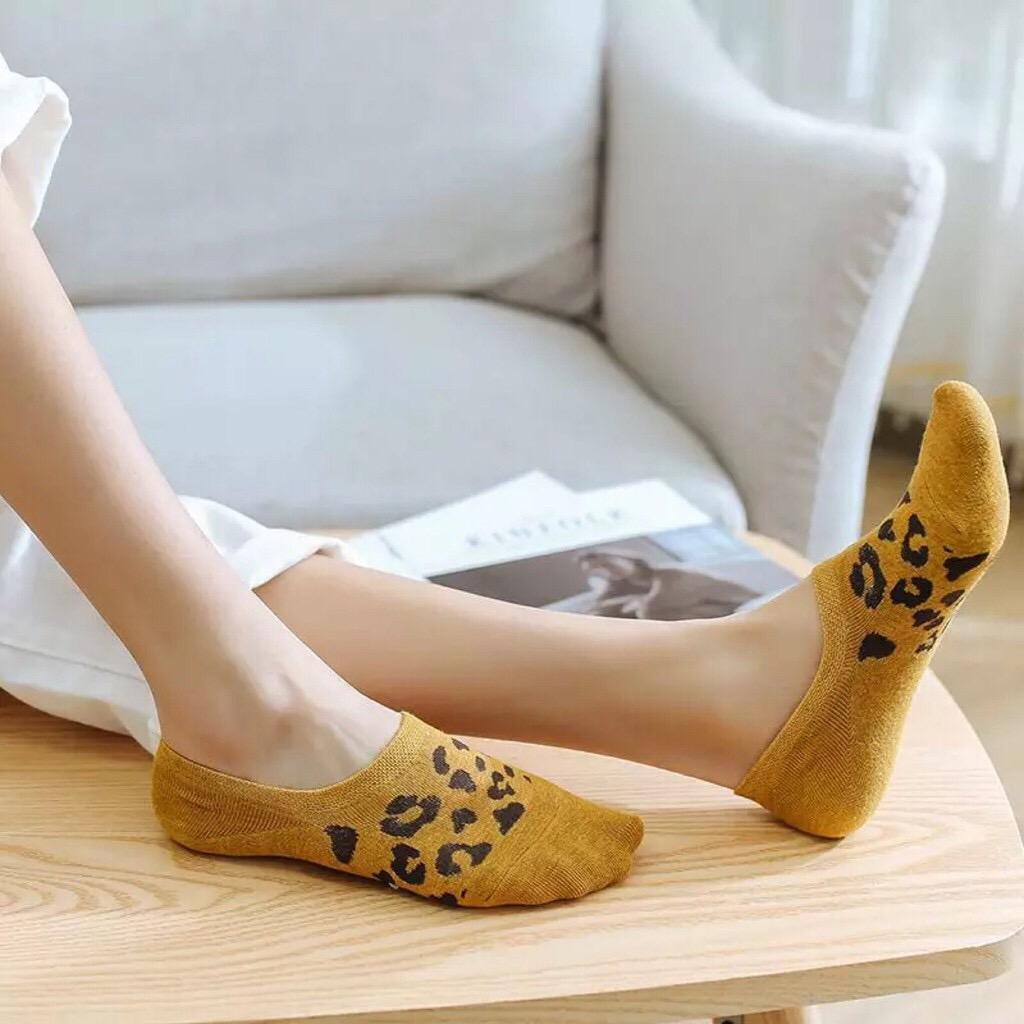 ถุงเท้า / มีCOD✨ถุงเท้าซ่อนข้อ ข้อเว้า 100% cotton ลายเสือดาว สไตล์ญี่ปุ่น มีซิลิโคนกันหลุด3ชั้น
