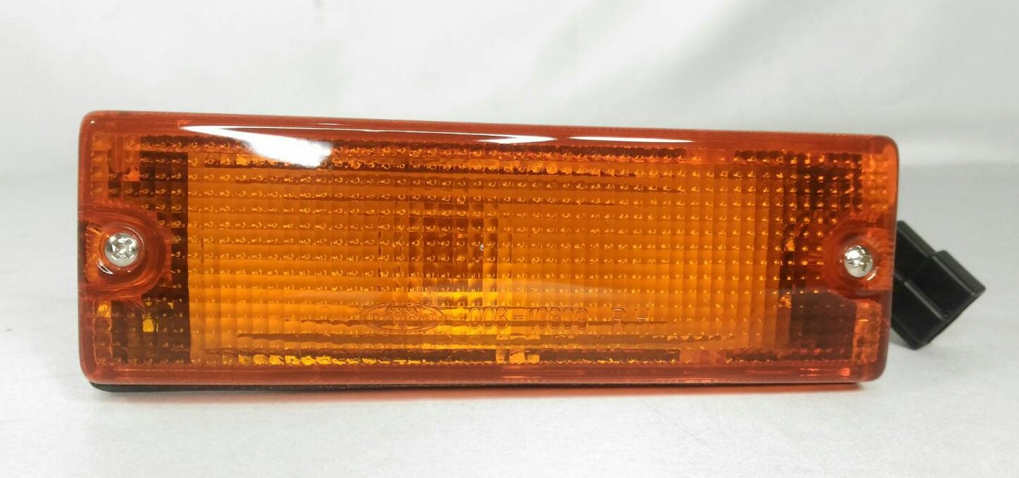 ⭐️ ไฟในกันชน อีซูซุ ทีเอฟอาร์ ปี1987-1995 2สาย ข้างขวา สีส้ม ไฟหรี่กันชนตรงตามรุ่นรถ ISUZU TFR 1987-1995 2wire RH ราคา 79 บาท*ส่งฟรี