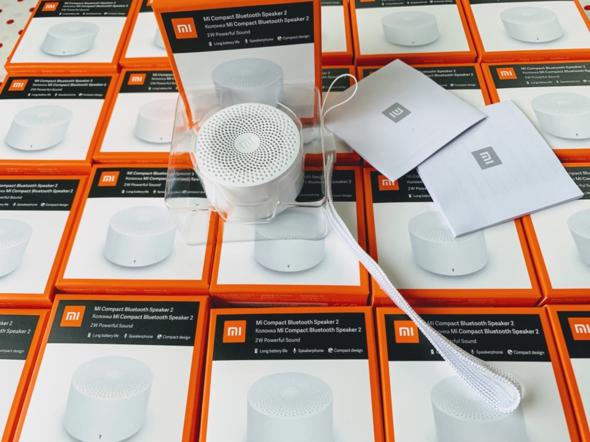 ดูภาพ Xiaomi Mi ลำโพงบลูทูธไร้สาย Bluetooth ขนาดเล็กและสะดวก สำหรับการพกพา (มีสินค้าพร้อมส่งค่ะ) เพิ่มเติม Xiaomi Mi ลำโพงบลูทูธไร้สาย Bluetooth ขนาดเล็กและสะดวก สำหรับการพกพา (มีสินค้าพร้อมส่งค่ะ)