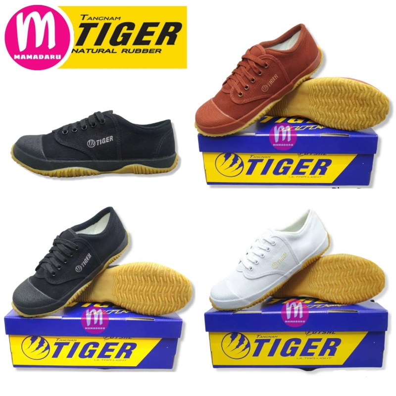 ภาพหน้าปกสินค้ารองเท้าผ้าใบ Tiger TG9 ฟุตซอลพื้นเหลือง รองเท้านักเรียน น้ำตาล/ขาว/ดำ รองเท้าผ้าใบไทเกอร์