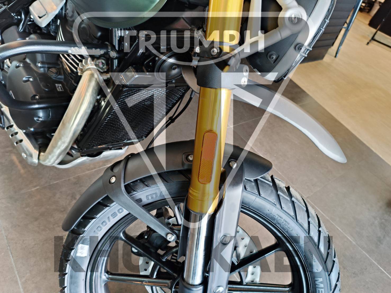 2 PCs triumph high mudguard mudguard high kit used for scrambler400x 36ta0026 ราคา 5,420 บาท*ส่งฟรี