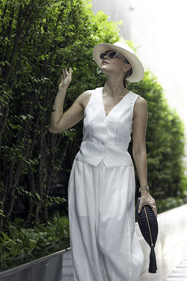Bibi Vest, a Classic Slim-Fit Vest, 100% Pure Linen, Buttons on the Front, Adjustable Size, from the Brand Monpanama Luxury Craftsmanship. ราคา 5,800 บาท*ส่งฟรี