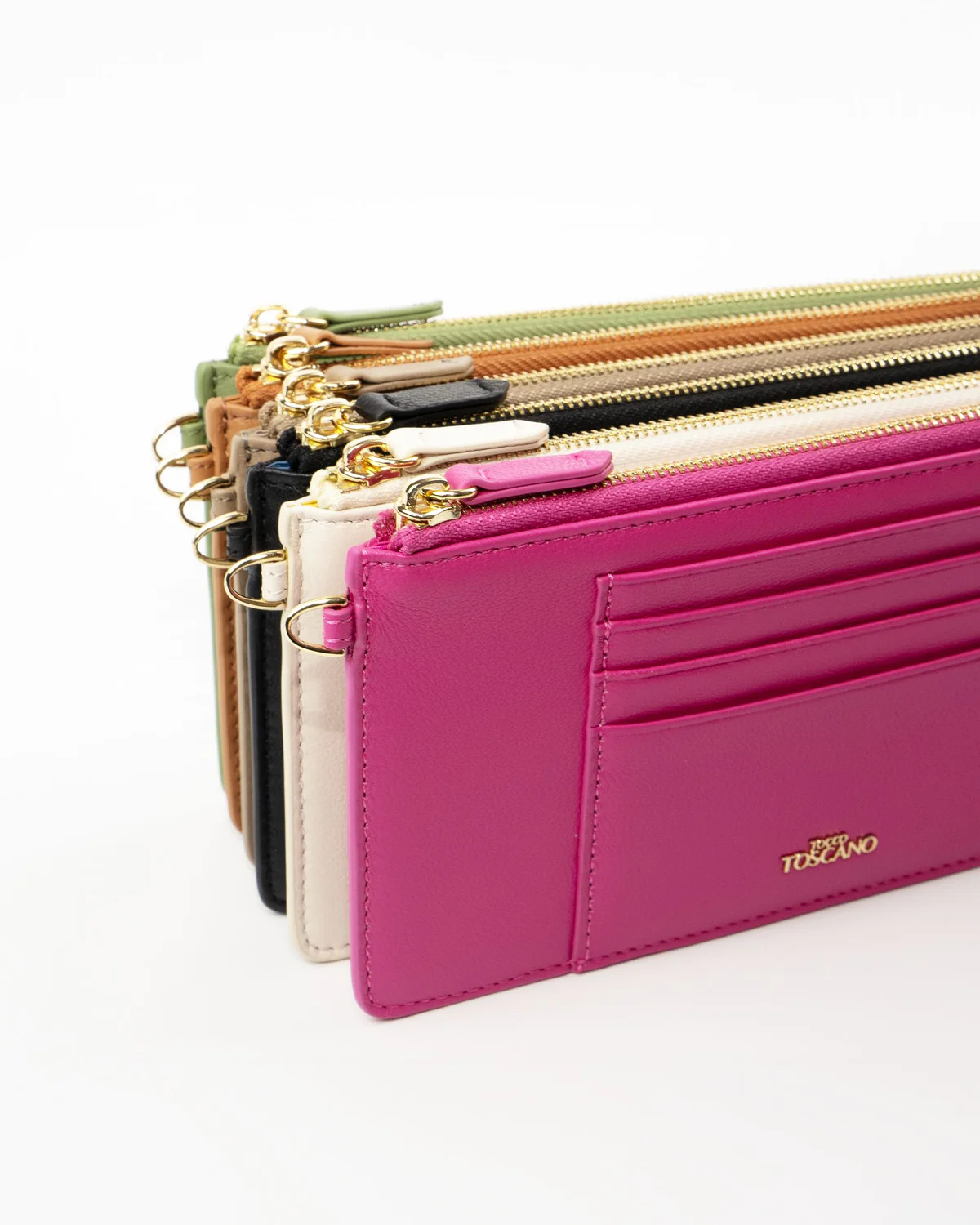 Tocco Toscano | BELLA SLIM CARD WALLET กระเป๋าสตางค์ หนังแกะ มีซิปใส่เหรียญ ช่องใส่การ์ด ใส่นามบัตร พกพาสะดวก แฟชั่น Unisex ราคา 2,394 บาท*ส่งฟรี