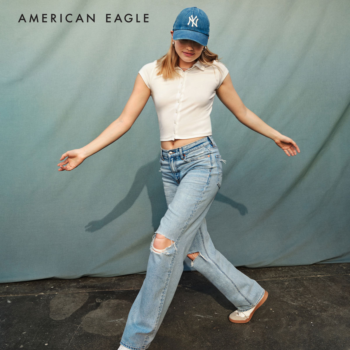 American Eagle Strigid High-Waisted Stovepipe Ripped Jean กางเกง ยีนส์ ผู้หญิง เอวสูง (WOT 043-5012-432) ราคา 2,790 บาท*ส่งฟรี