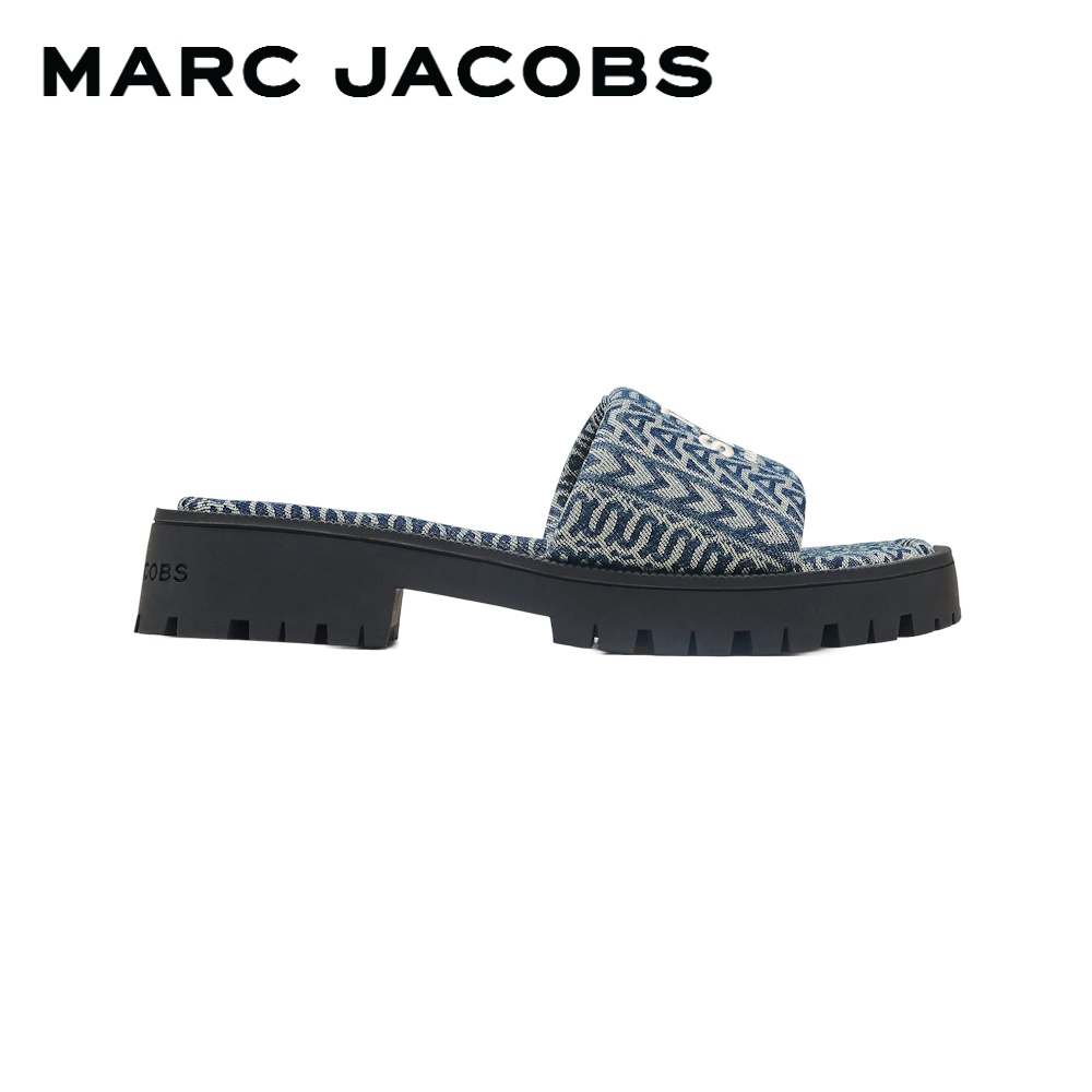 MARC JACOBS THE DENIM MONOGRAM LUG SOLE SLIDE 2S5FSA001F03 SP25 รองเท้าแตะ ราคา 9,550 บาท*ส่งฟรี