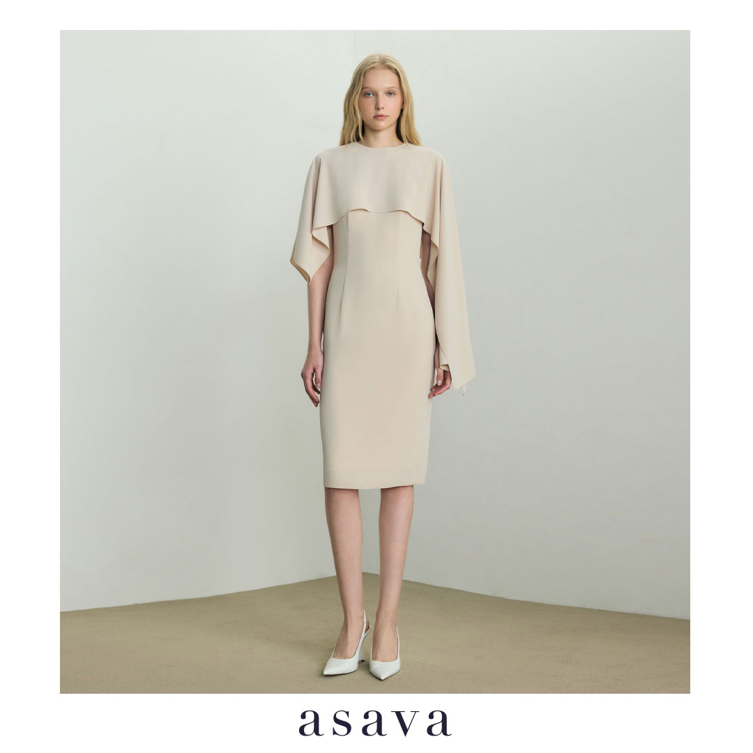 [Asava Ss26] Norah Cape Overlay Dress, Women's Dress, Decorated with a Cape over the Shoulders, Round Neck, Zipper and Hook at the Back, Back Slit. ราคา 9,800 บาท*ส่งฟรี