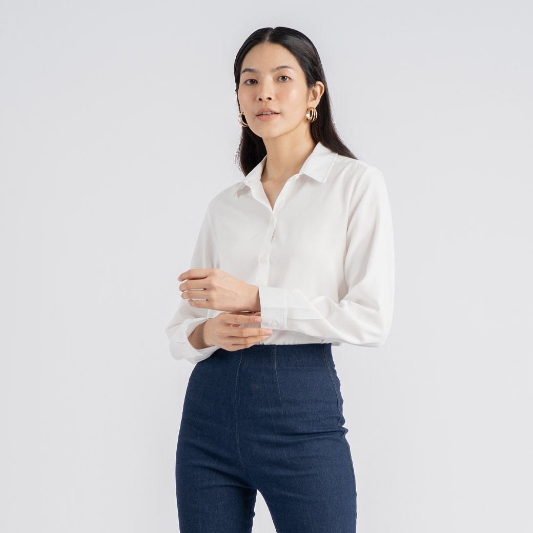 haas เสื้อผู้หญิง ทรงเชิ้ตแขนยาว สีพื้น HBSU5546 ราคา 249 บาท haas เสื้อผู้หญิง ทรงเชิ้ตแขนยาว สีพื้น HBSU5546 ราคา 249 บาท