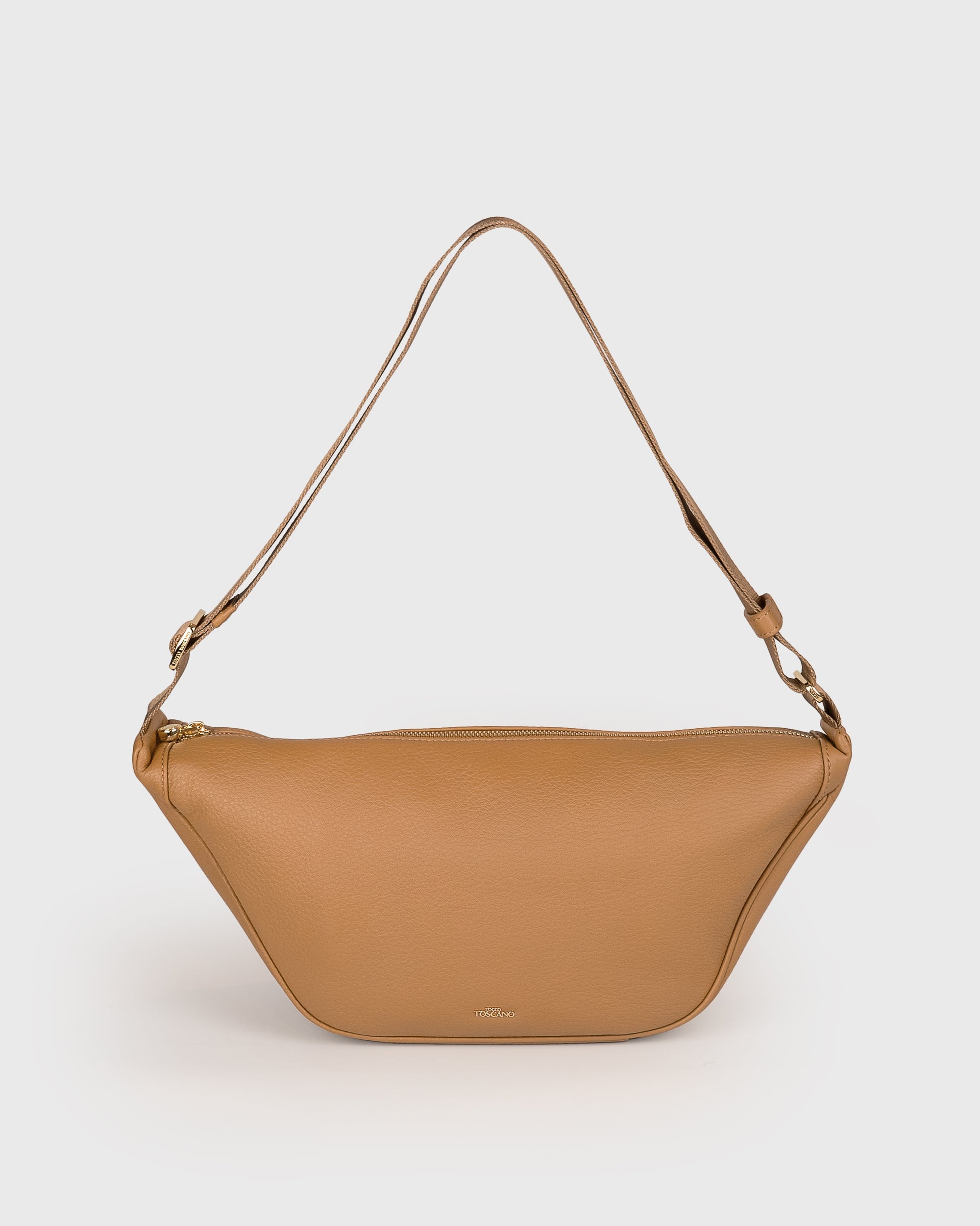 Tocco Toscano | Rey กระเป๋าสะพาย Crossbody หนังแท้ ปรับสายสั้นและยาวได้ มีช่องใส่ของ ขนาดกว้าง จุของได้เยอะ แฟชั่น มินิมอล Unisex ราคา 3,780 บาท*ส่งฟรี