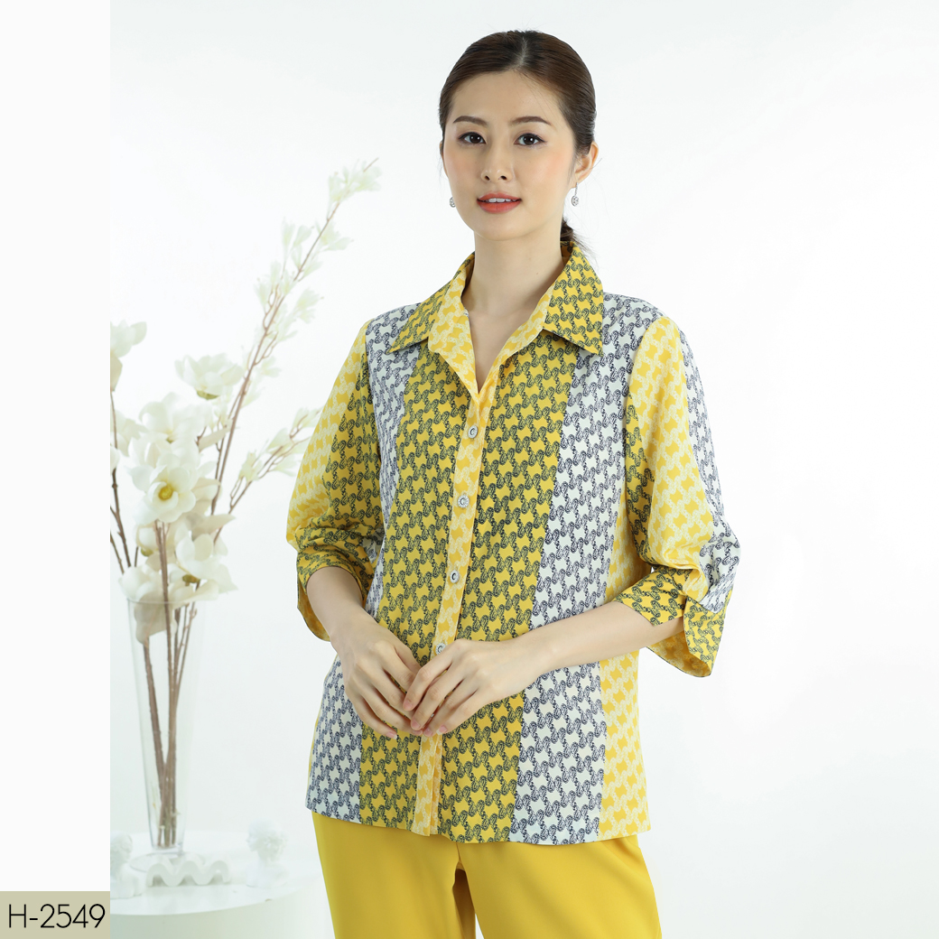 เสื้อเชิ้ตผู้หญิง เสื้อทำงานแฟชั่นเรียบหรู MIKIKO Shirt MI-H2549 โคโม่ จินจีร่า แขนยาว IGPU24-9 LAZ