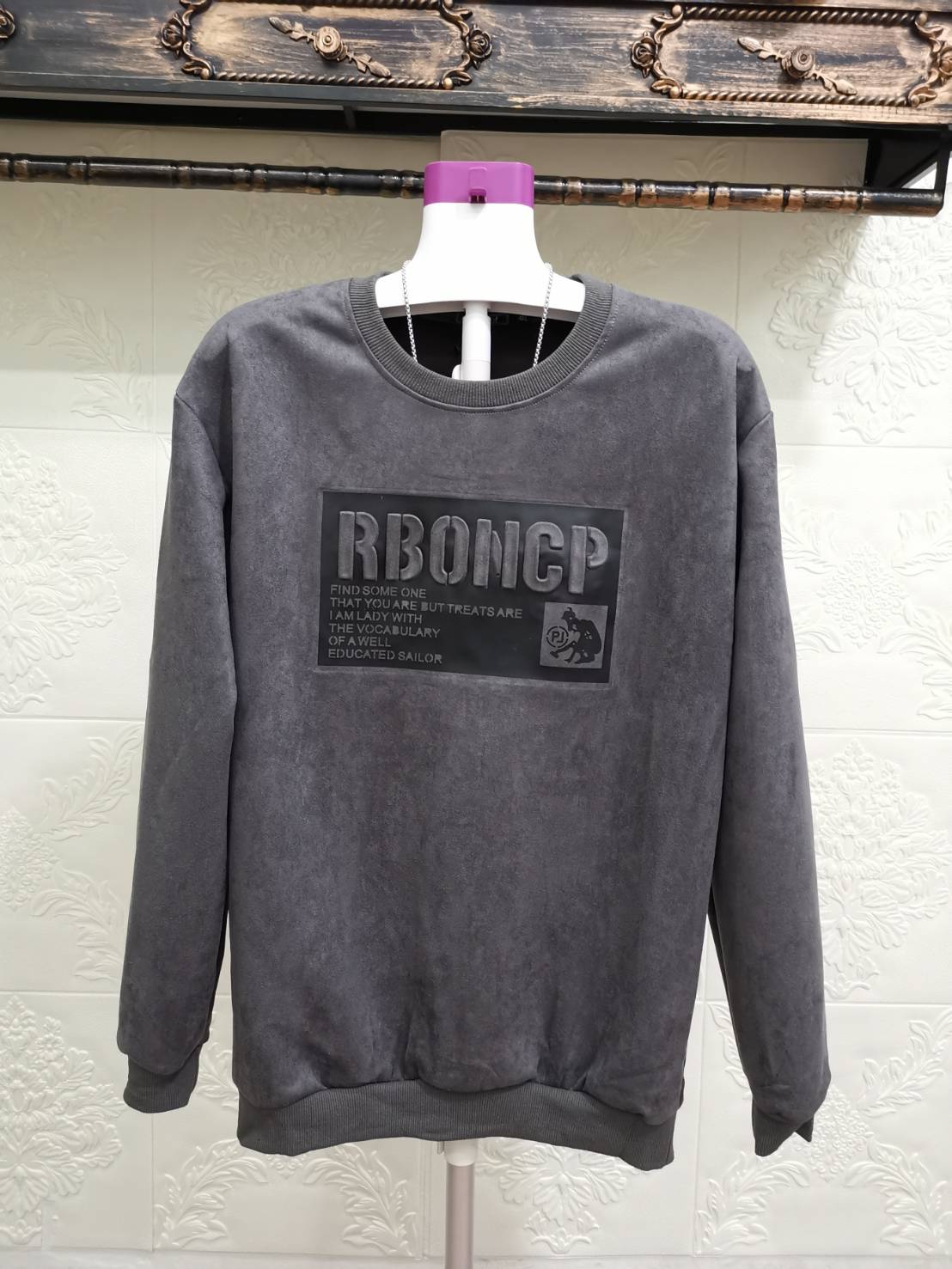 เสื้อกันหนาวแฟชั่น RBONCP ผ้าสักหลาดชนิดหนานุ่ม งานปักเนี๊ยบแน่น ซักไม่หลุด จ่ายเงินปลายทางได้