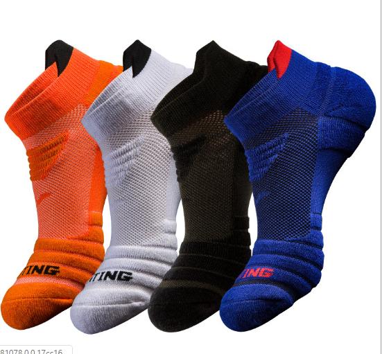 ถุงเท้า ถุงเท้ากีฬา ถุงเท้า สำหรับออกกำลังกาย ผ้าหนามาก คุ้มค่ามาก ใส่วิ่ง วิ่งมาราธอน ใส่ทำงานได้ มี 4 สี