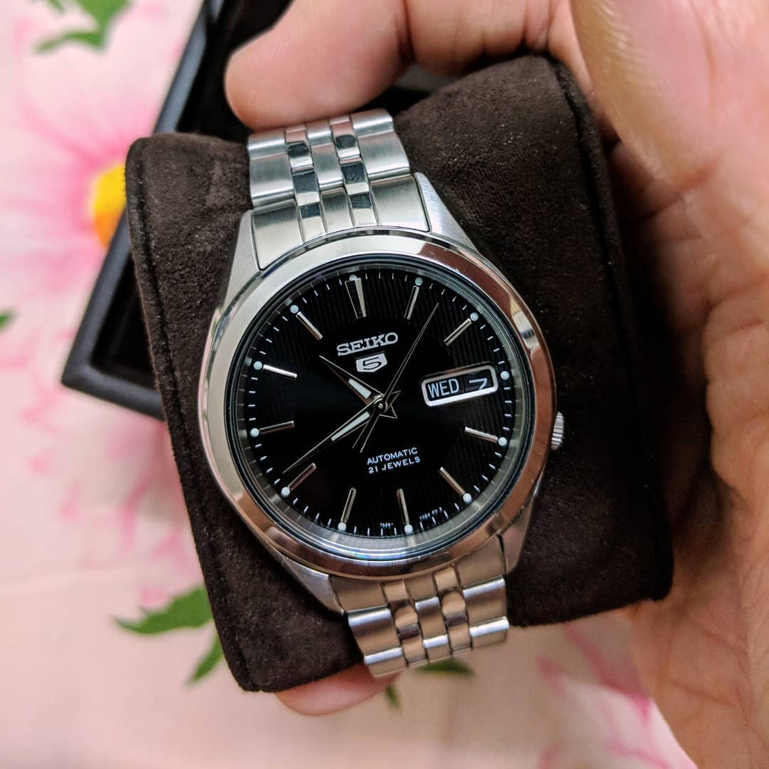 Seiko 5 cheap snkl23 automatic