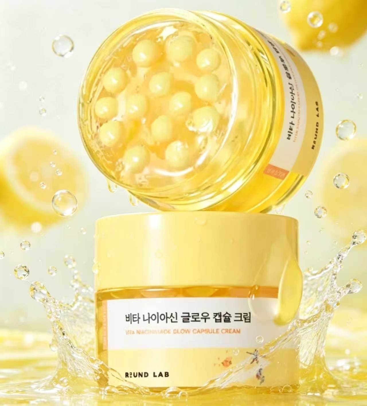 【Imported from Korea, 100% Authentic】Round Lab Vita Niacinamide Facial Capsule Cream 50ml. Combining Nutrients from Vitamins and Niacinamide, It Helps to Improve Dull Skin and Uneven Skin Tone. Nourishes the Skin to Make It Appear More Radiant. Delicate F ราคา 498 บาท*ส่งฟรี