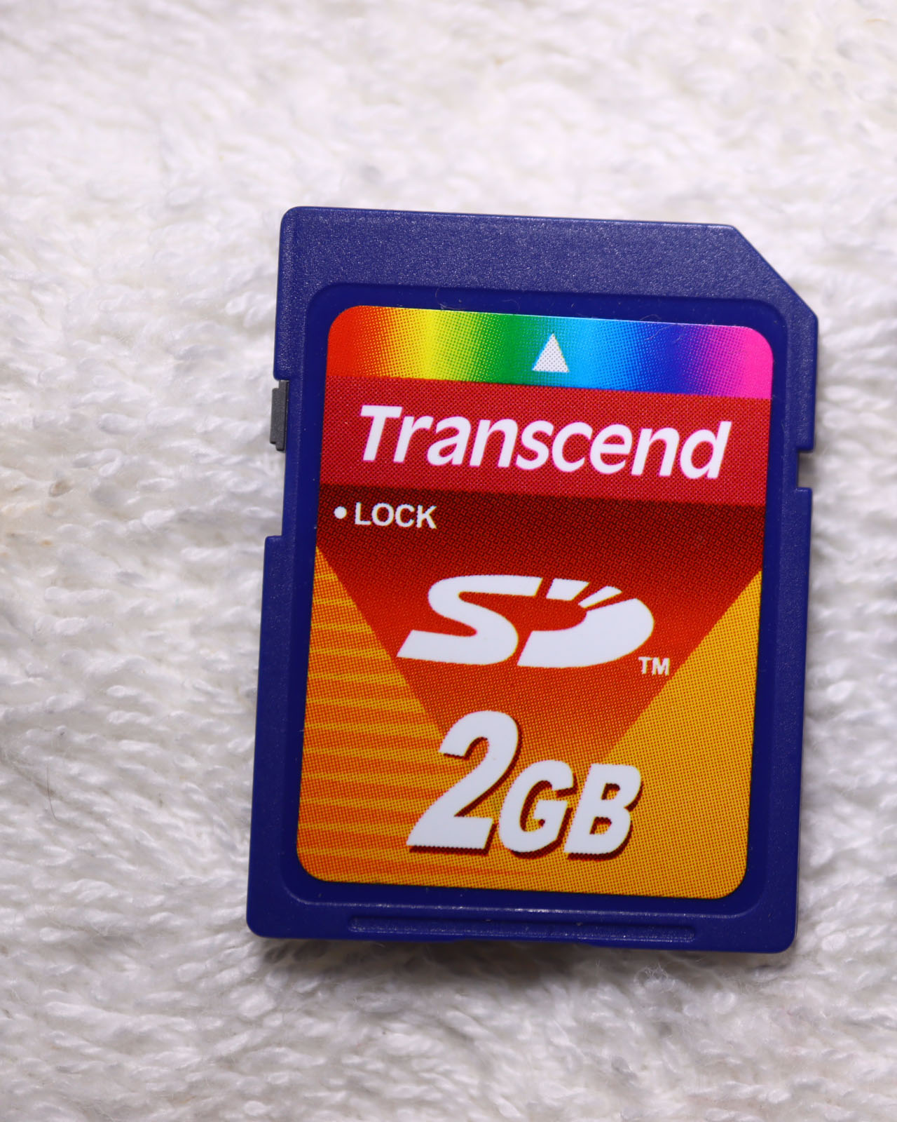 Transcend SD 2GB Memory Card 2GB SD Card Digital The Transcend Secure Digital (SD) memory card combines massive storage capacity, blazing data transfer rates and ironclad security in a memory card no bigger than a postage stamp, used ราคา 233 บาท*ส่งฟรี