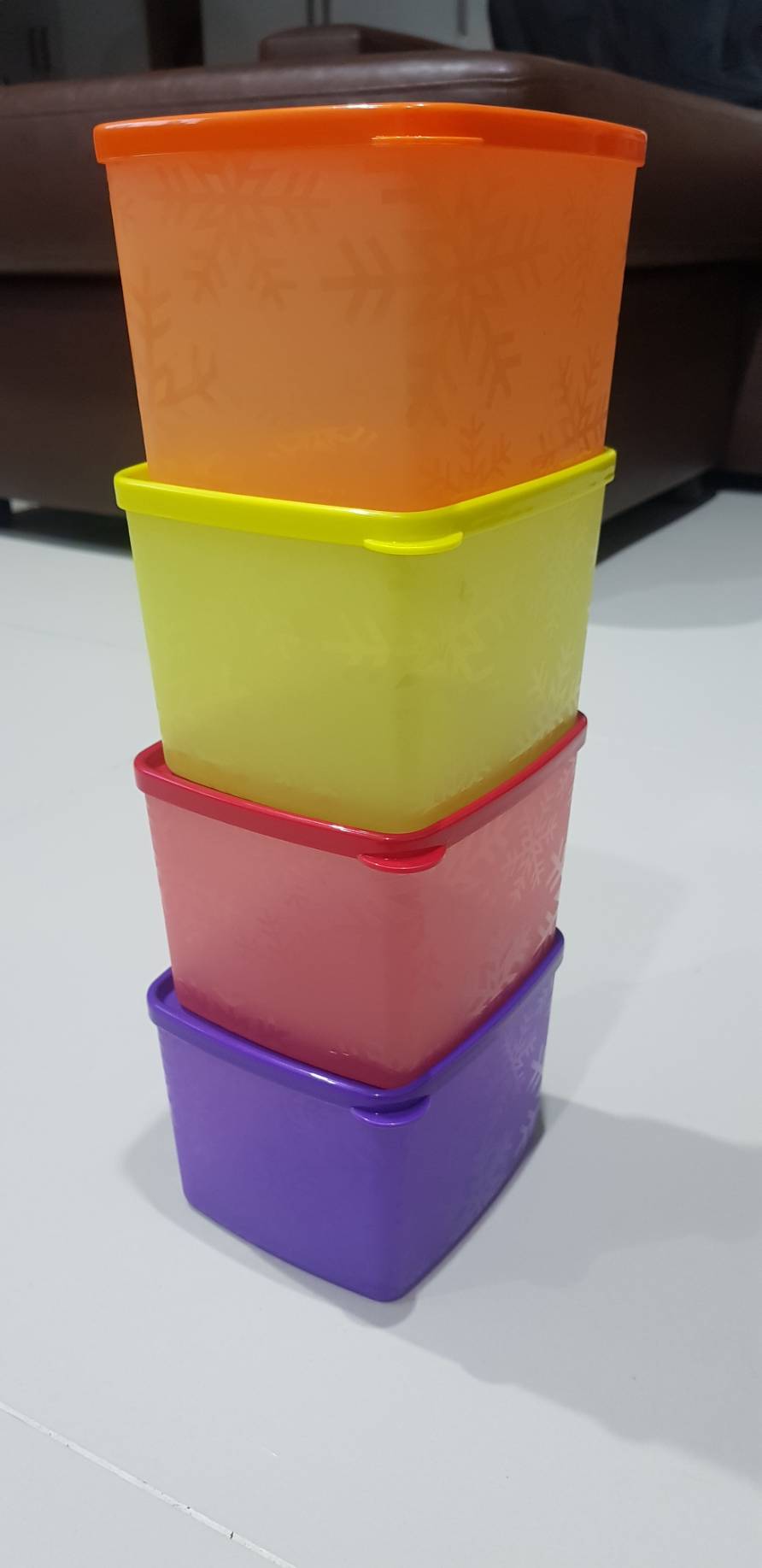 Tupperware กล่องเหมันต์กลาง (4) ราคา 1,350 บาท*ส่งฟรี