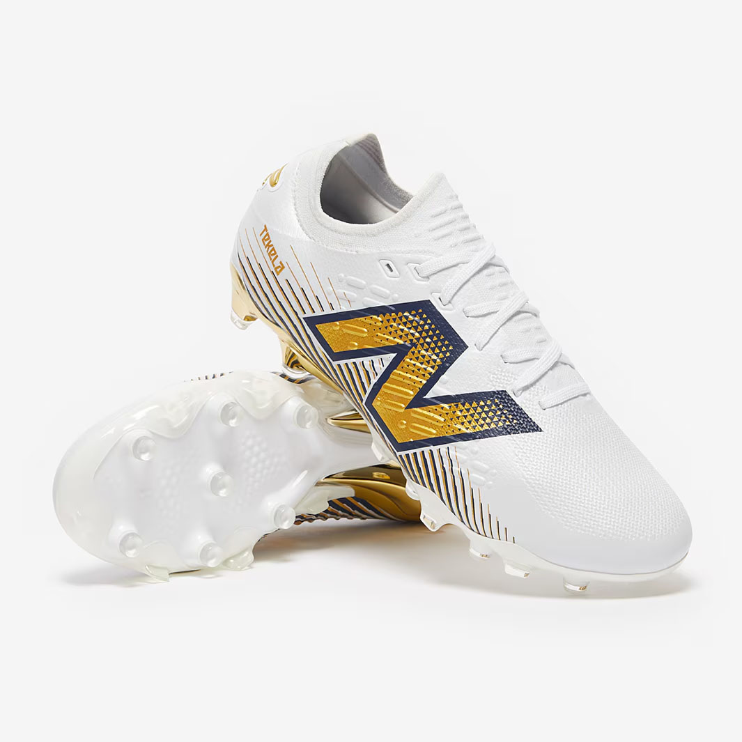 รองเท้าฟุตบอล New Balance Tekela V4+ Pro x Endrick FG Low ราคา 15,000 บาท*ส่งฟรี