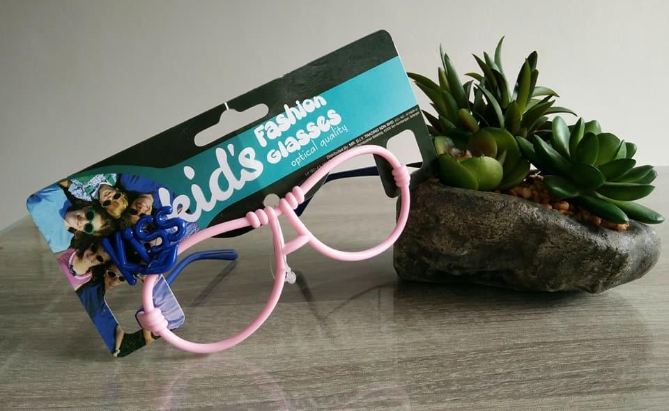 1 อัน สำหรับเด็ก กรอบแว่นตา แว่นตาแฟนซี แว่นตา แว่นพลาสติก แว่น แฟนซี ของเล่นตลก แว่นของเล่น แว่นตลก แว่นตาแฟนซี แว่นตาแฟชั่น ปาร์ตี้ แฟนซี วันเกิด ปีใหม่ คริสมาสต์ fancy fashion baby children kid glass m24 shop