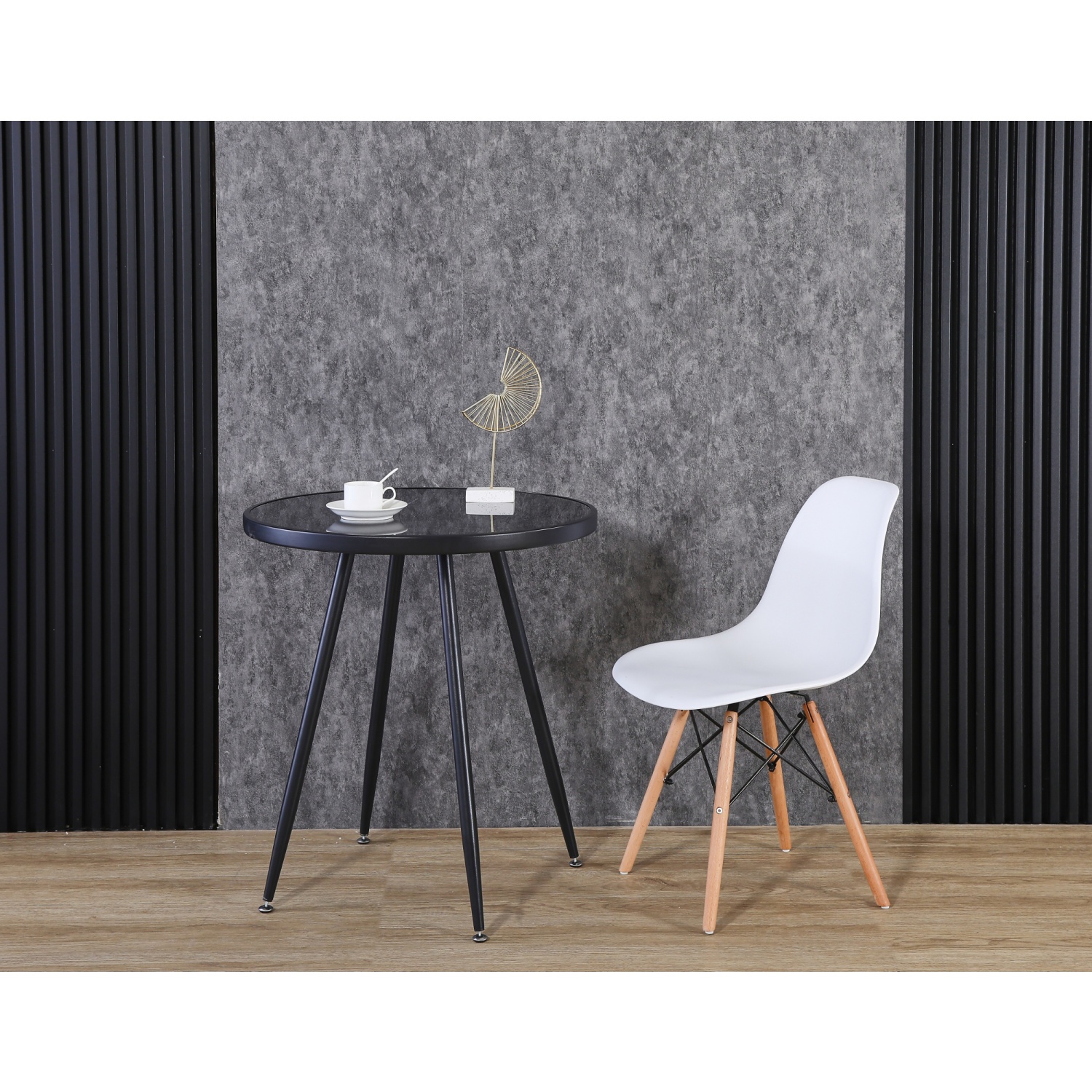 Global House DELICATO โต๊ะอาหารท็อปกระจกนิรภัยทรงกลม รุ่น TB-R70BK ขนาด 70x70x74 ซม. สีดำ รับประกันของเเท้ ราคา 1,190 บาท*ส่งฟรี