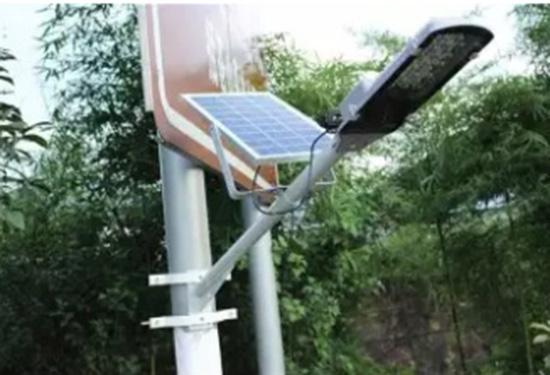 SOLAR LED STREET LIGHT 30W โคมไฟถนนโซล่าร์เซลล์ กำลังไฟ 30 วัตต์ พร้อมขายึดแผงโซล่าร์และขายึดเสาไฟ และรีโมทคอนโทรล รุ่น SOLAR-AB-30  S1894